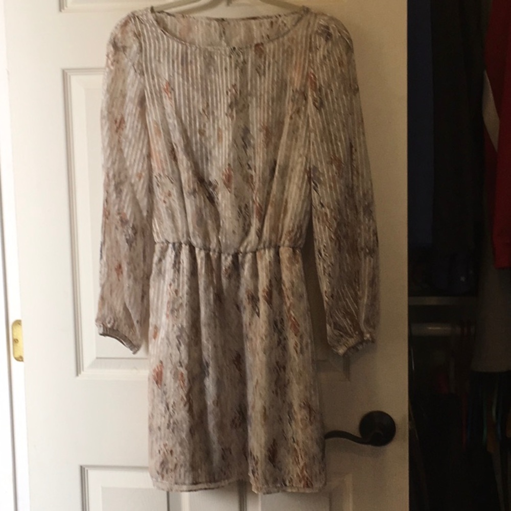 White House, Black Market Beautiful